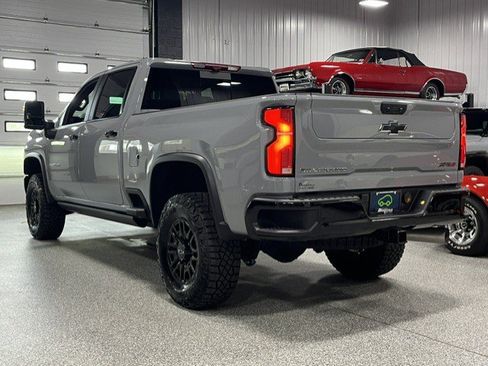 Certified 2024 Chevrolet Silverado 2500 ZR2 w/ Technology Package AWD/4WD image 3