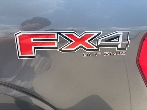 Certified 2021 Ford F150 Lariat w/ FX4 Off-Road Package AWD/4WD image 34