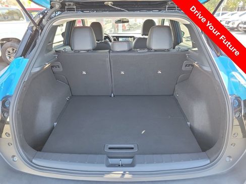 Used 2025 Nissan Kicks SR FWD image 23