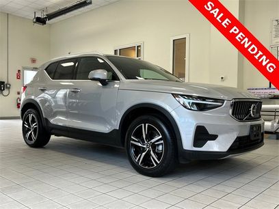 Certified 2025 Volvo XC40 B5 Core