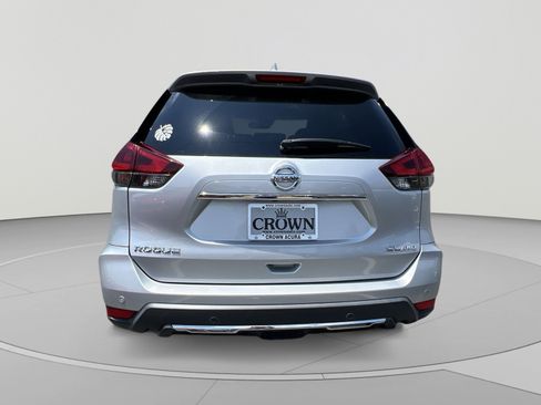 Used 2020 Nissan Rogue SL w/ Premium Package AWD/4WD image 4