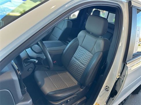 Used 2023 Chevrolet Silverado 1500 ZR2 w/ Technology Package image 12