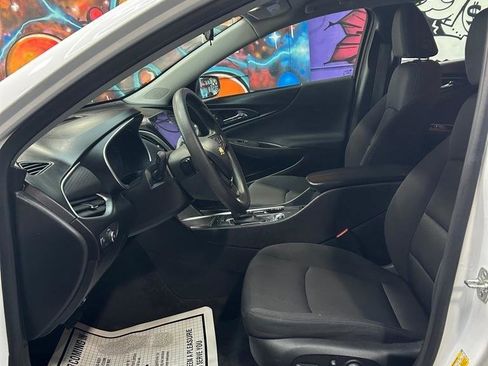 Used 2024 Chevrolet Malibu LT image 22