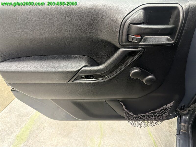 Used 2016 Jeep Wrangler Sport AWD/4WD image 21