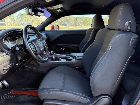 Used 2016 Dodge Challenger R/T Scat Pack image 32