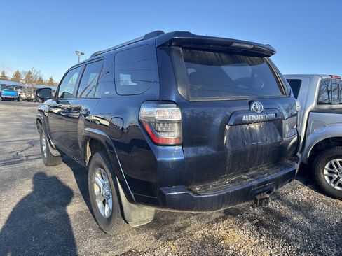 Used 2019 Toyota 4Runner SR5 Premium image 2
