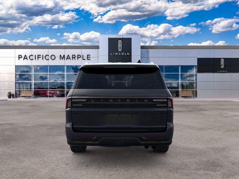 New 2026 Lincoln Navigator L Black Label AWD/4WD image 5