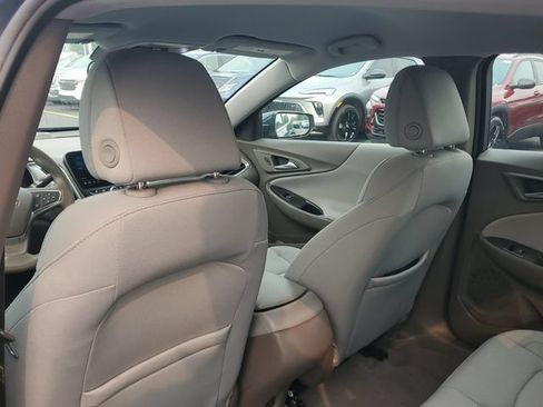 Certified 2020 Chevrolet Malibu LS w/ Driver Confidence Package II FWD image 9