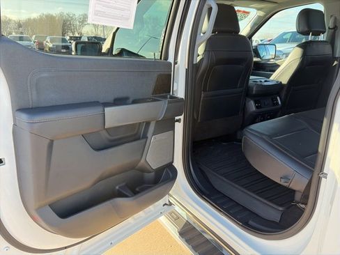 Used 2022 Ford F150 Lariat w/ Max Trailer Tow Package image 41