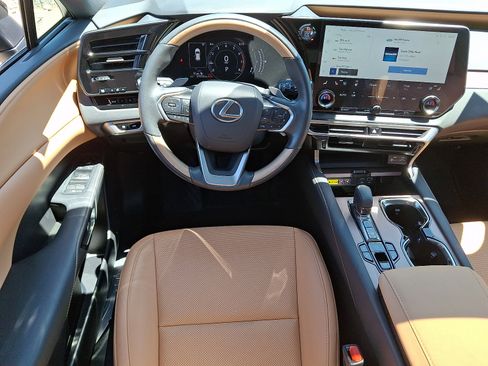 Used 2023 Lexus RX 350 Premium w/ Accessory Package AWD/4WD image 13