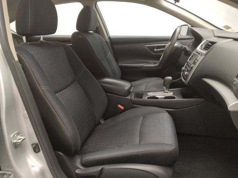 Used 2017 Nissan Altima 2.5 SV image 21