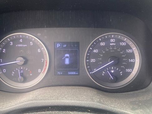 Used 2018 Hyundai Tucson SE AWD/4WD image 5