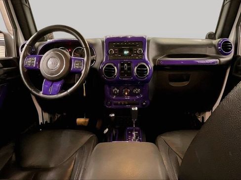Used 2013 Jeep Wrangler Unlimited Sport AWD/4WD image 15