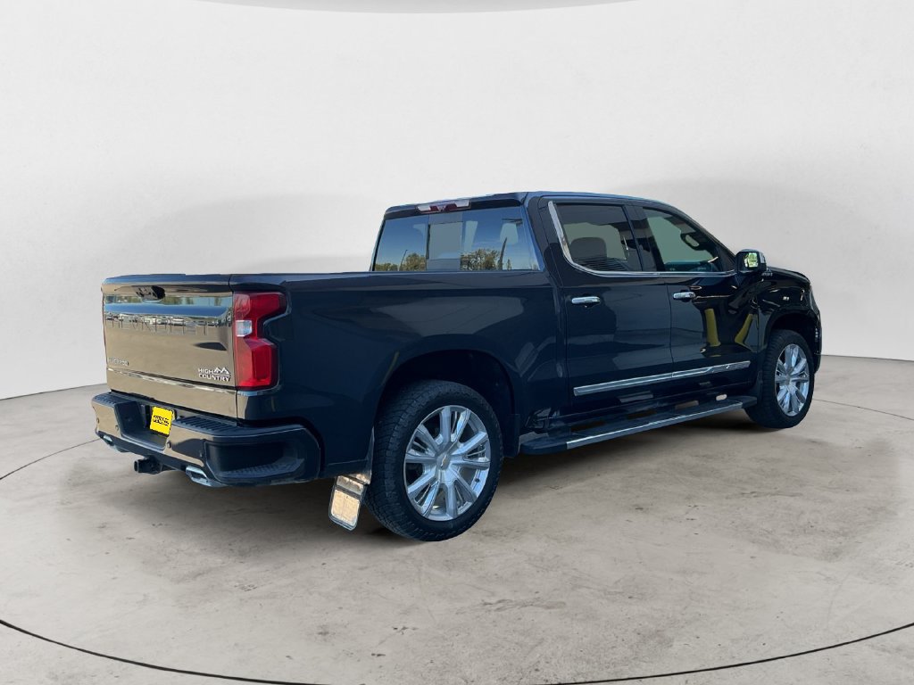 Certified 2023 Chevrolet Silverado 1500 High Country w/ High Country Premium Package AWD/4WD image 8