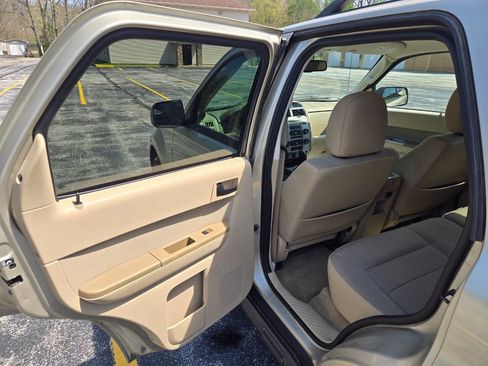 Used 2012 Ford Escape XLT image 31