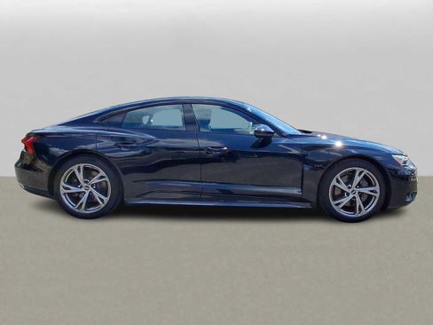 Used 2022 Audi e-tron GT Premium Plus AWD/4WD image 32
