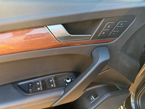 Used 2021 Audi Q5 2.0T Premium Plus image 13