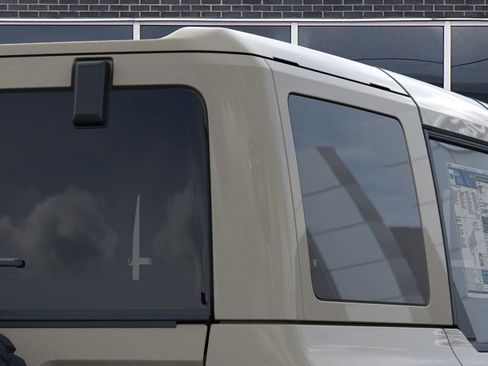 New 2025 Ford Bronco Badlands w/ Sasquatch Package image 25