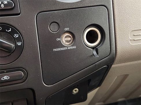 Used 2009 Ford F350 XL image 17