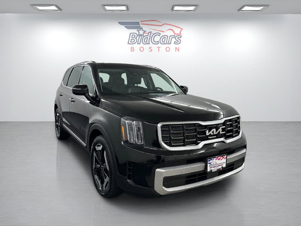 Used 2023 Kia Telluride S w/ S Sunroof Package AWD/4WD image 3