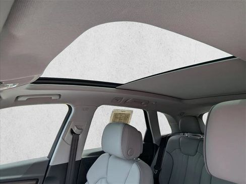 Used 2024 Audi Q5 2.0T Premium Plus image 22