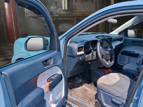 Used 2022 Ford Maverick XLT FWD image 13