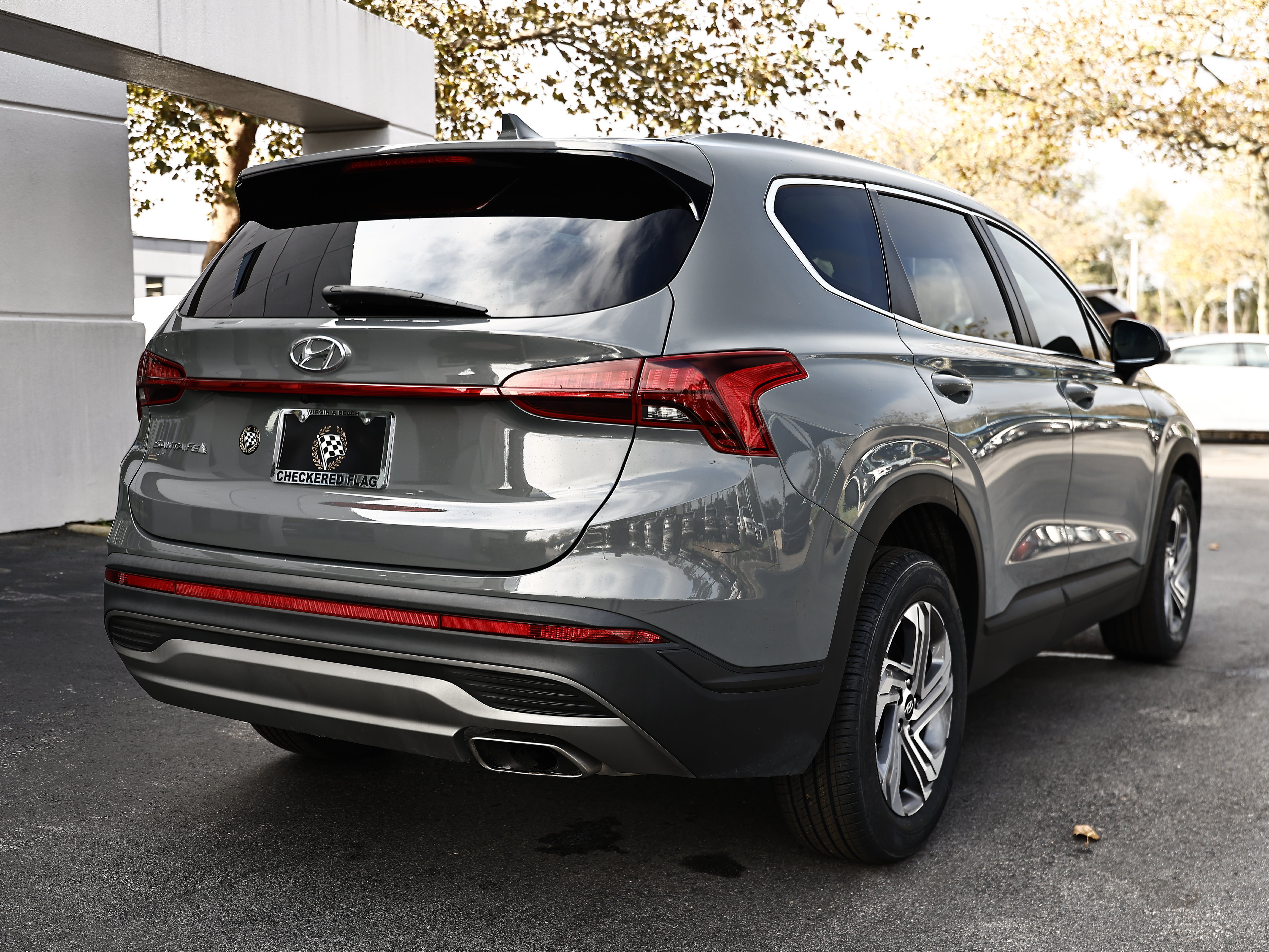 Used 2023 Hyundai Santa Fe SE FWD image 6
