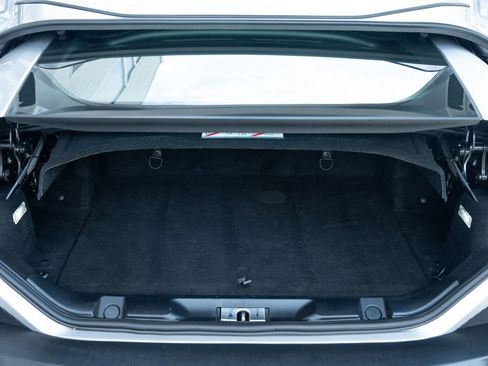 Used 2019 Ferrari Portofino image 24