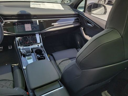 New 2026 Audi SQ7 Premium Plus AWD/4WD image 23