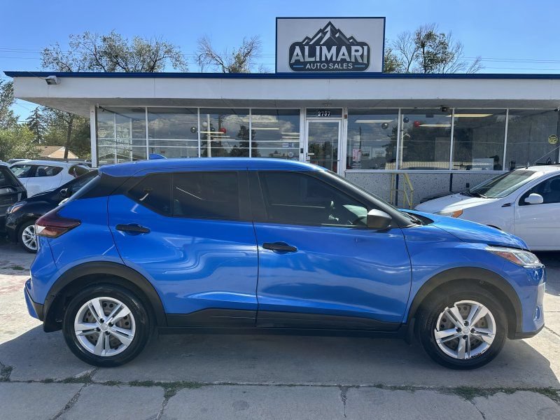 Used 2021 Nissan Kicks S FWD image 8