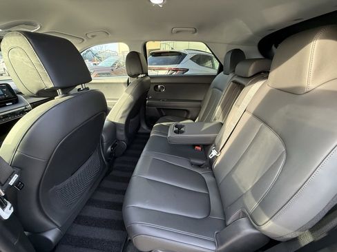 Certified 2025 Hyundai Ioniq 5 SEL image 14
