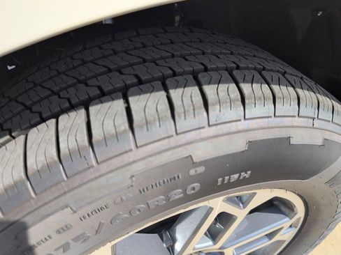 New 2025 Ford Expedition Max Active image 20