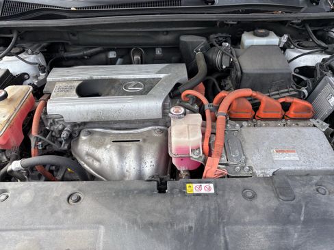 Used 2019 Lexus NX 300h AWD w/ Comfort Package image 36