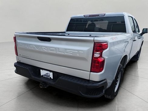 Used 2022 Chevrolet Silverado 1500 W/T w/ WT Value Package image 6