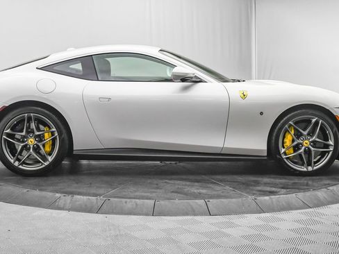 Certified 2024 Ferrari Roma image 10