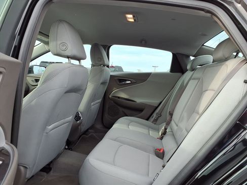 Used 2018 Chevrolet Malibu LT w/ Driver Confidence Package image 23