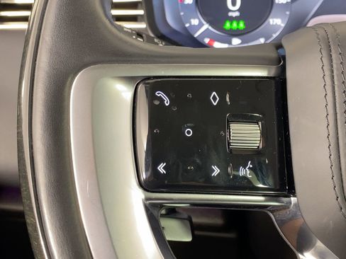 Used 2023 Land Rover Range Rover SE image 15