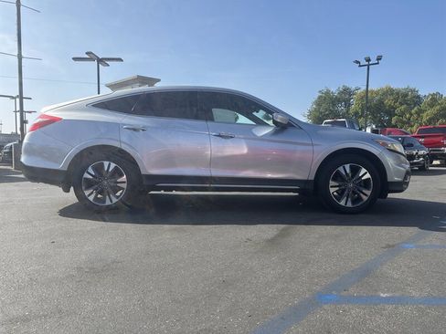 Used 2013 Honda Crosstour EX image 11