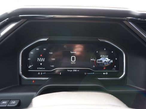 Used 2024 GMC Sierra 1500 AT4 w/ Technology Package AWD/4WD image 15
