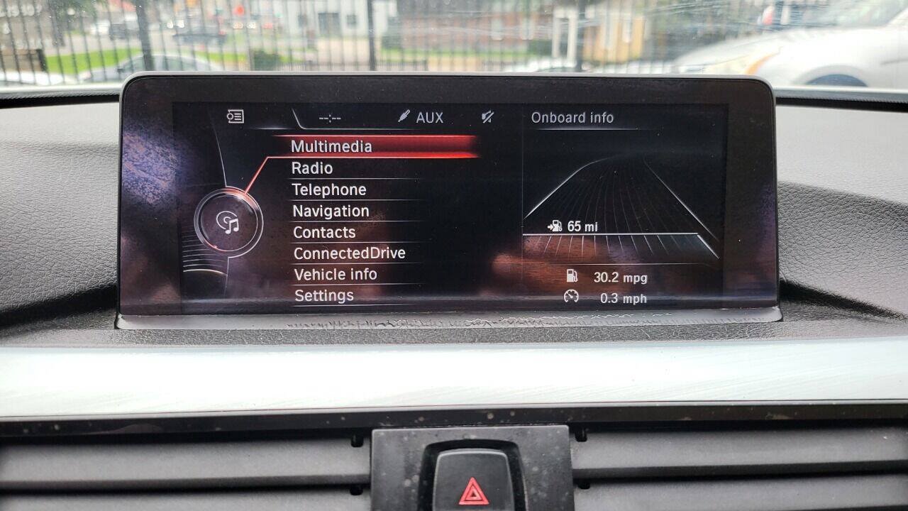 Used 2015 BMW 320i Sedan RWD image 26
