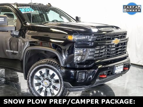 Certified 2025 Chevrolet Silverado 2500 Custom w/ Custom Value Package image 3
