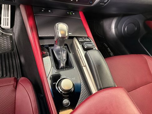 Used 2018 Lexus GS 350 F Sport RWD image 19