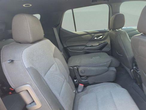 Used 2023 Chevrolet Traverse LT FWD image 27