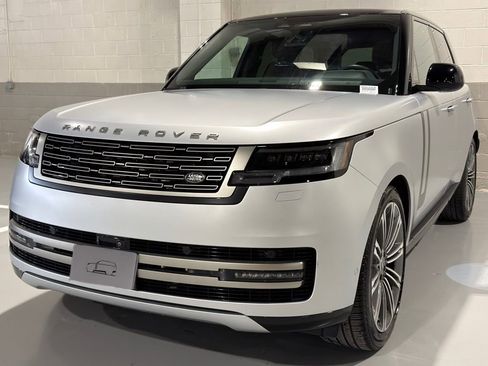 Certified 2024 Land Rover Range Rover SE AWD/4WD image 1