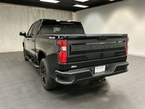 Used 2022 Chevrolet Silverado 1500 Custom w/ Rally Edition AWD/4WD image 3