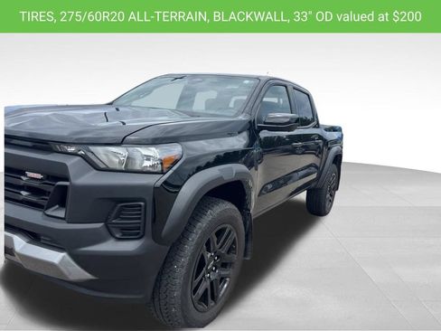 Certified 2024 Chevrolet Colorado Trail Boss w/ Technology Package AWD/4WD image 12