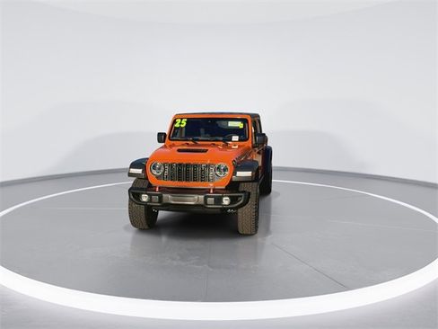 Used 2025 Jeep Gladiator Mojave w/ Steel Bumper Group image 3