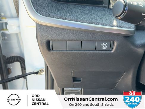 New 2026 Nissan Kicks SV w/ Cold Weather Package FWD image 18
