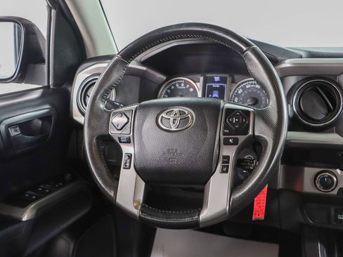 Used 2021 Toyota Tacoma SR5 image 12