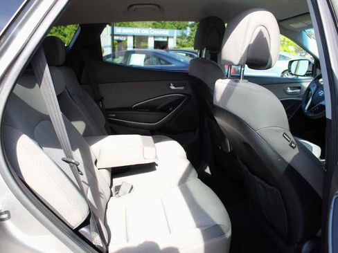 Used 2017 Hyundai Santa Fe Sport w/ 2.4L Value Package 06 image 29